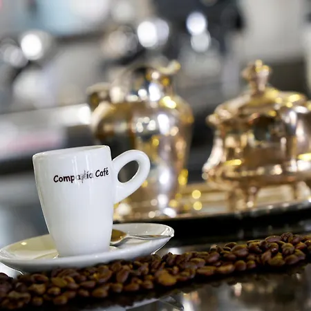 Compania Cafe Design Hotel